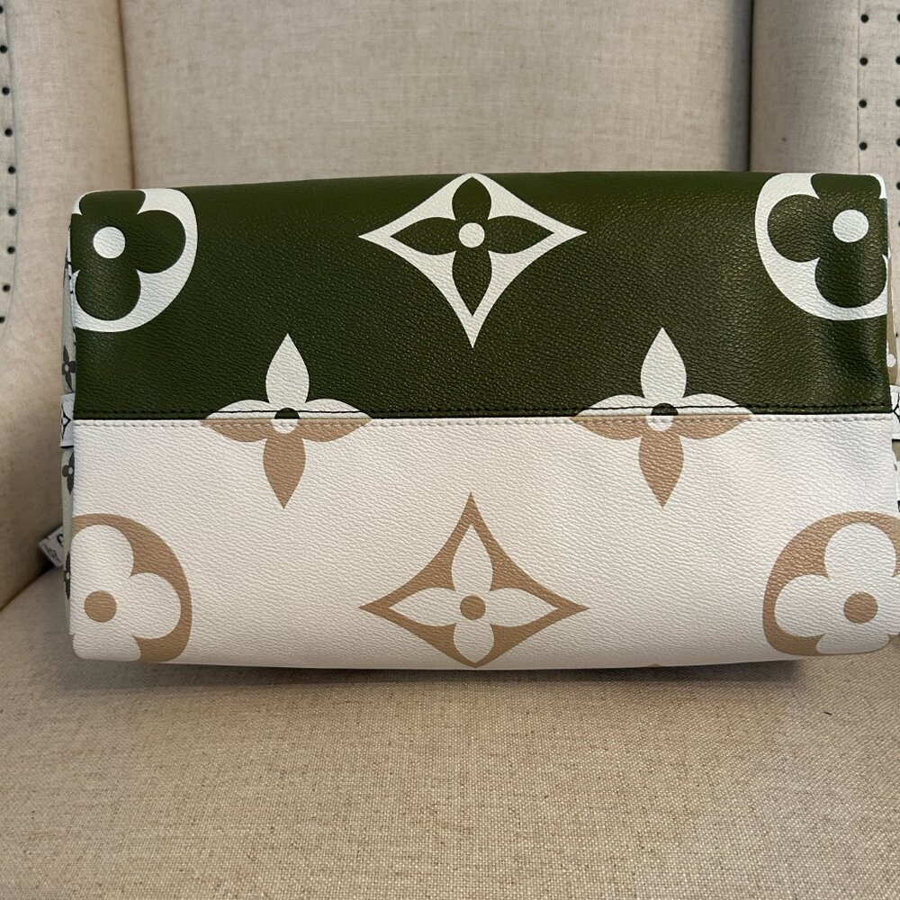 Louis Vuitton Giant Monogram Green Khaki Speedy 30 Bandouliere - Picture 5 of 7